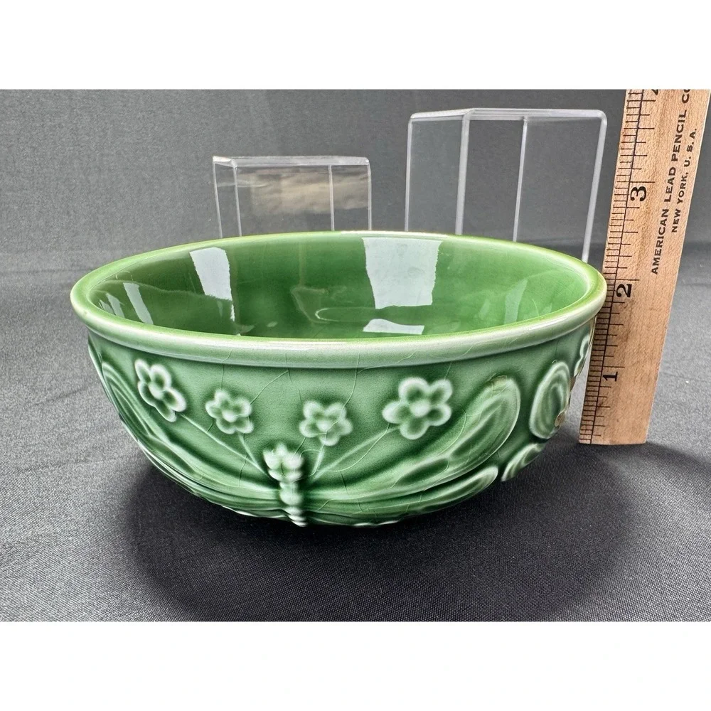 Bordallo Pinheiro Dragonfly Green Majolica Coupe Cereal Bowls 2 Portugal Display